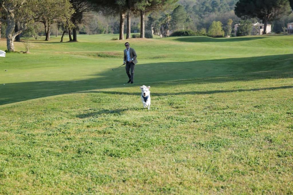 Charmantes Haus Im Golf Club Saint Tropez Zewnętrze zdjęcie