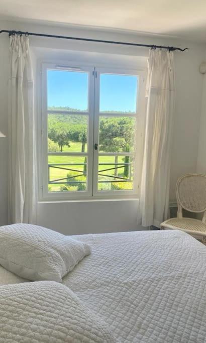 Charmantes Haus Im Golf Club Saint Tropez Zewnętrze zdjęcie