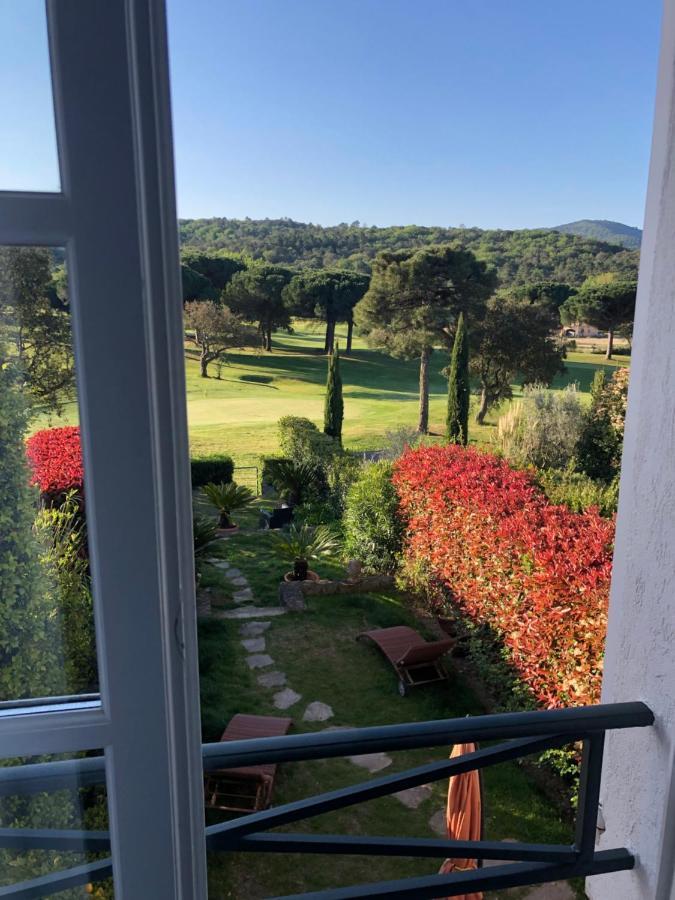 Charmantes Haus Im Golf Club Saint Tropez Zewnętrze zdjęcie