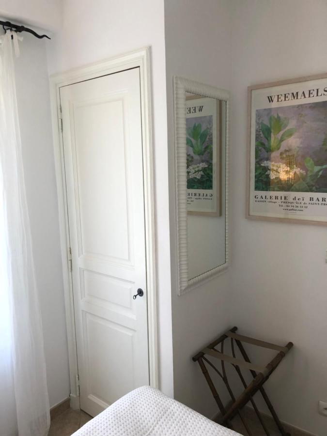 Charmantes Haus Im Golf Club Saint Tropez Zewnętrze zdjęcie