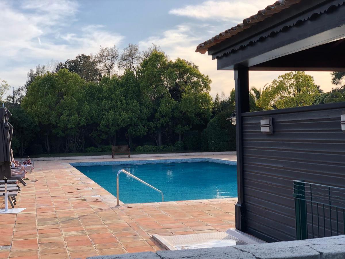 Charmantes Haus Im Golf Club Saint Tropez Zewnętrze zdjęcie